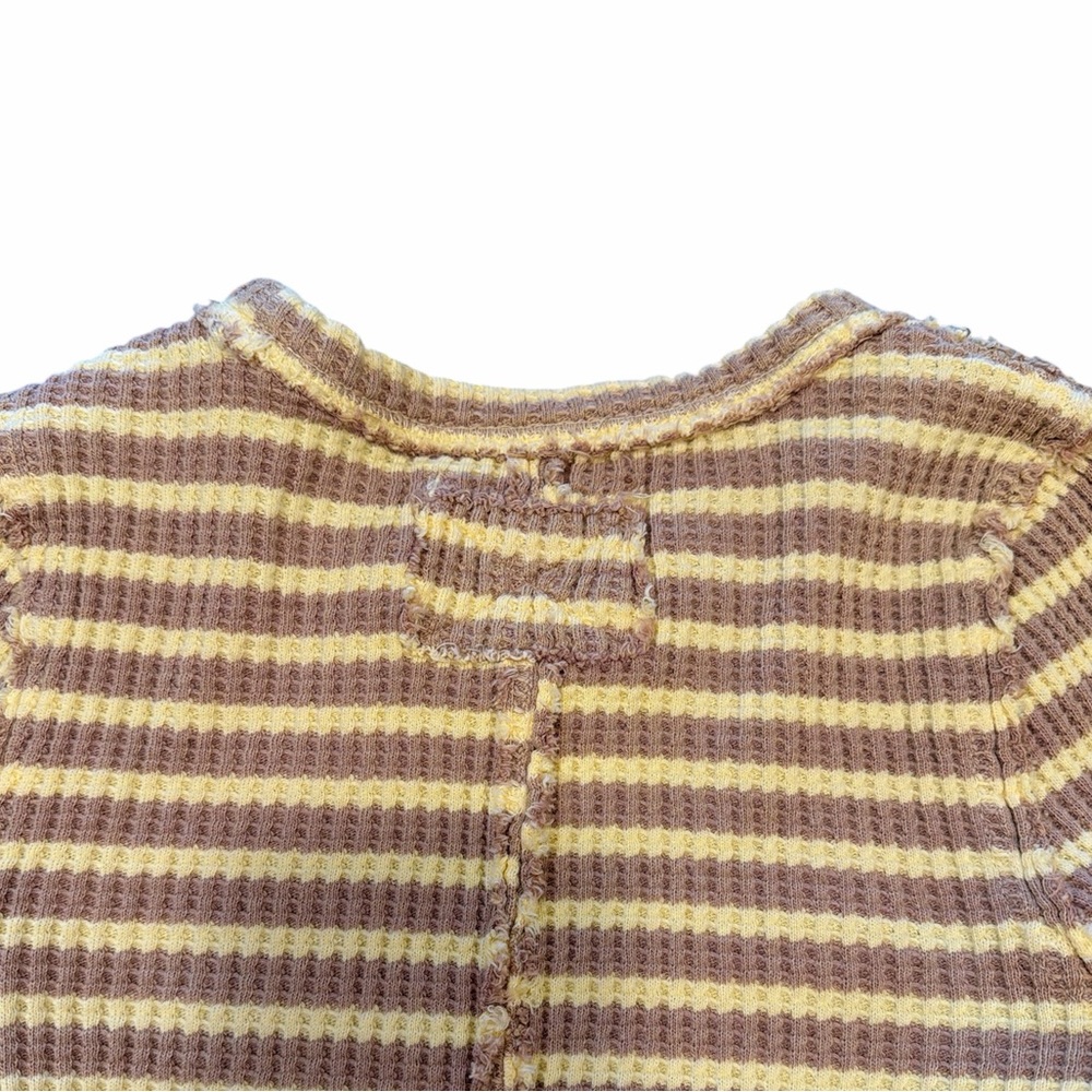 We The Free Pretty Little Thermal Long Sleeve Top Size Small Yellow Brown - Picture 7 of 13
